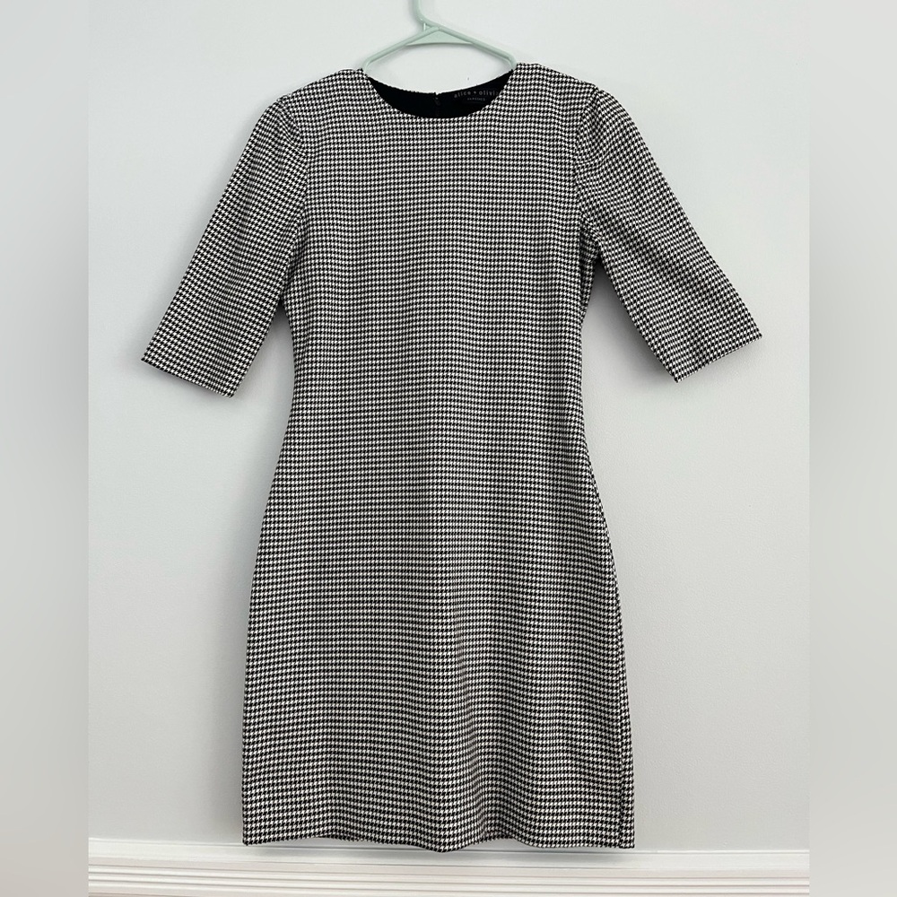 Alice + Olivia Monochrome Houndstooth Dress Size 6